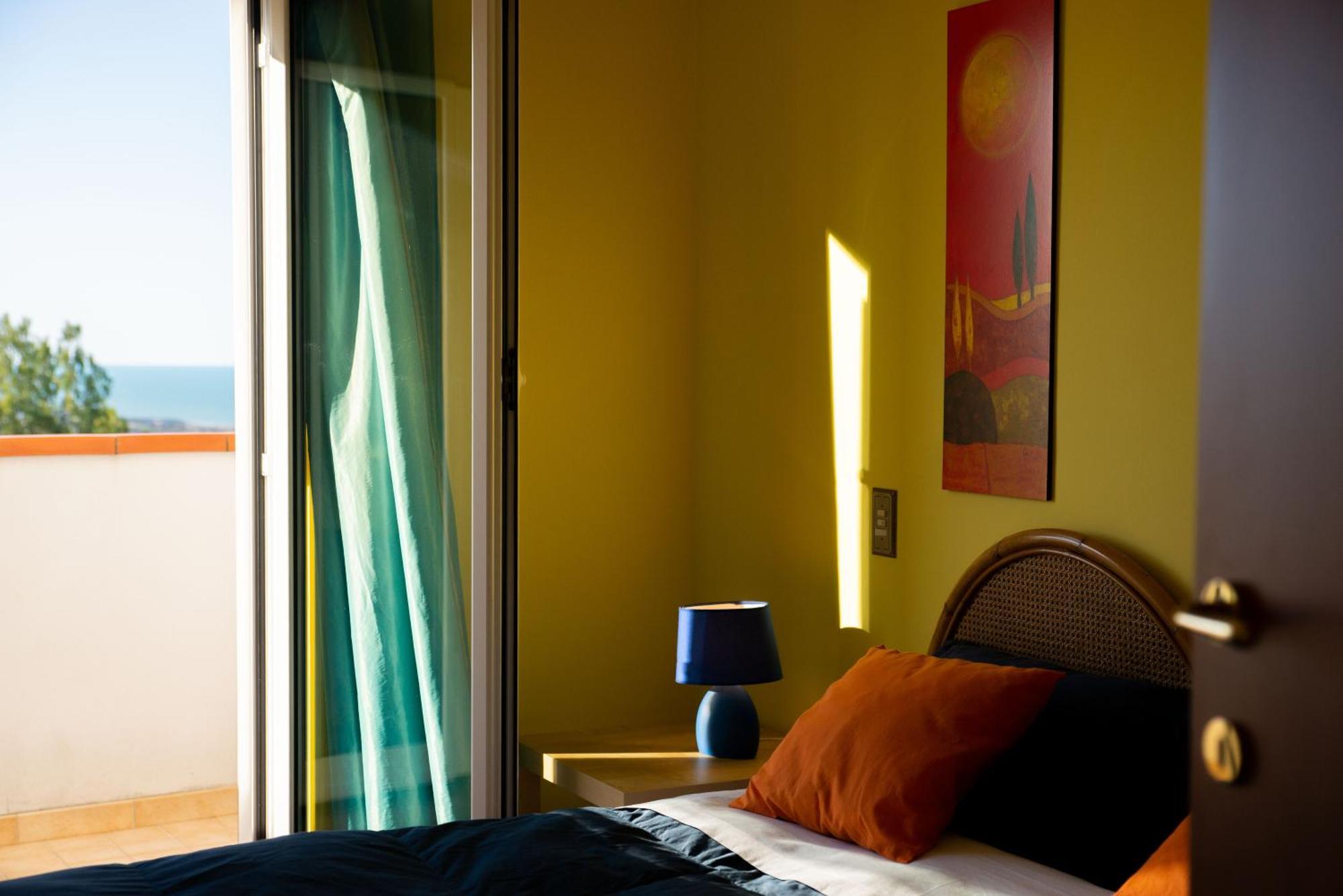 B&B Luna Blu Montesilvano Marina Extérieur photo